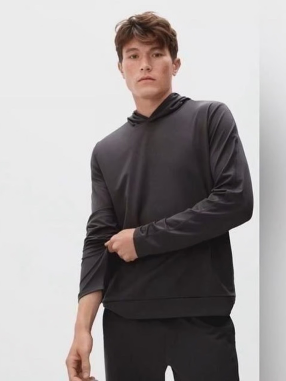 Everlane The ReNew Air Hoodie Dark Charcoal Pullover L